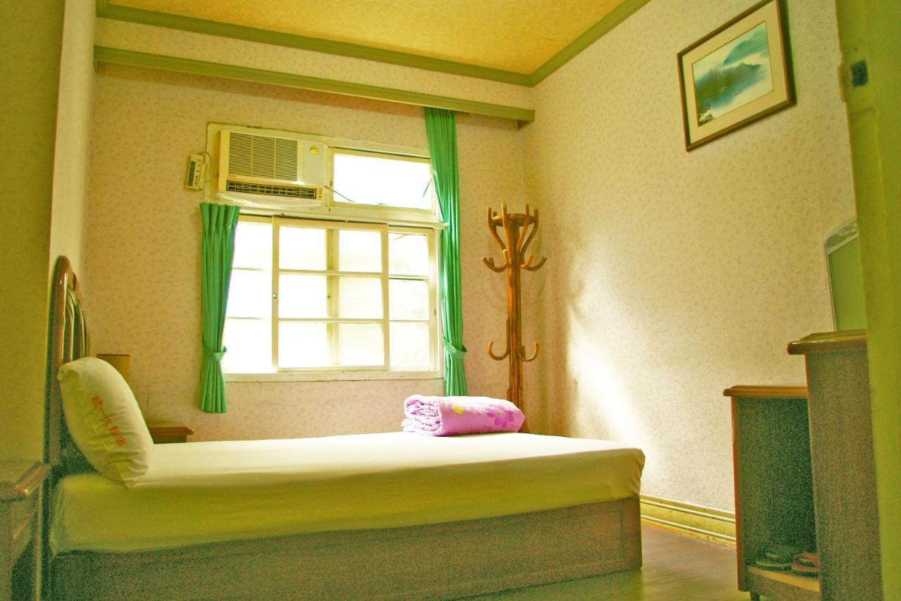 Uni Hotel Taitung Exterior photo